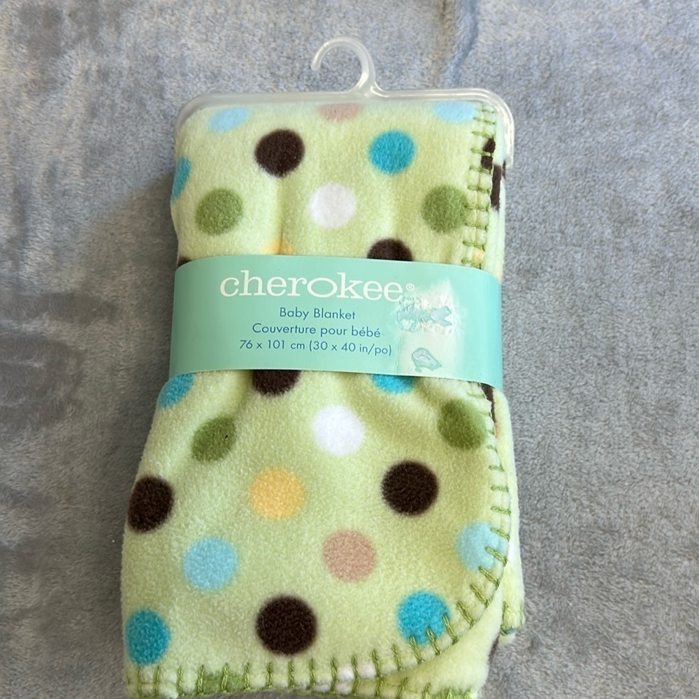 🐥 Cherokee -  NWT - fleece baby blanket